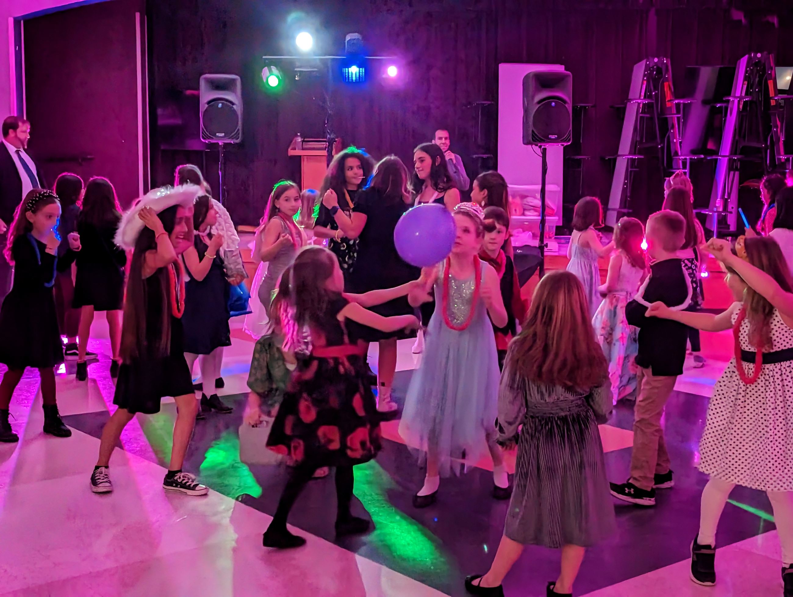 PXL_20230218_004603125.NIGHT